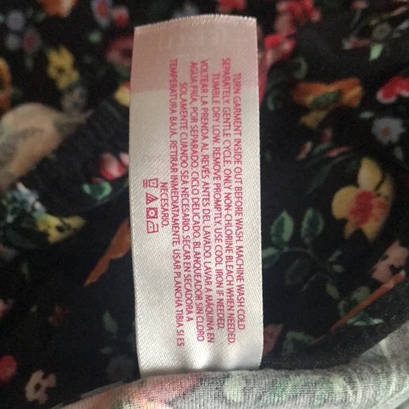 No Boundaries Asymmetrical Floral Dress Large - Picture 6 of 6